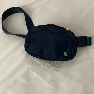 Lululemon True Navy Everywhere Belt Bag 1L